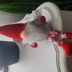 Sitting Santa Gnome 9"